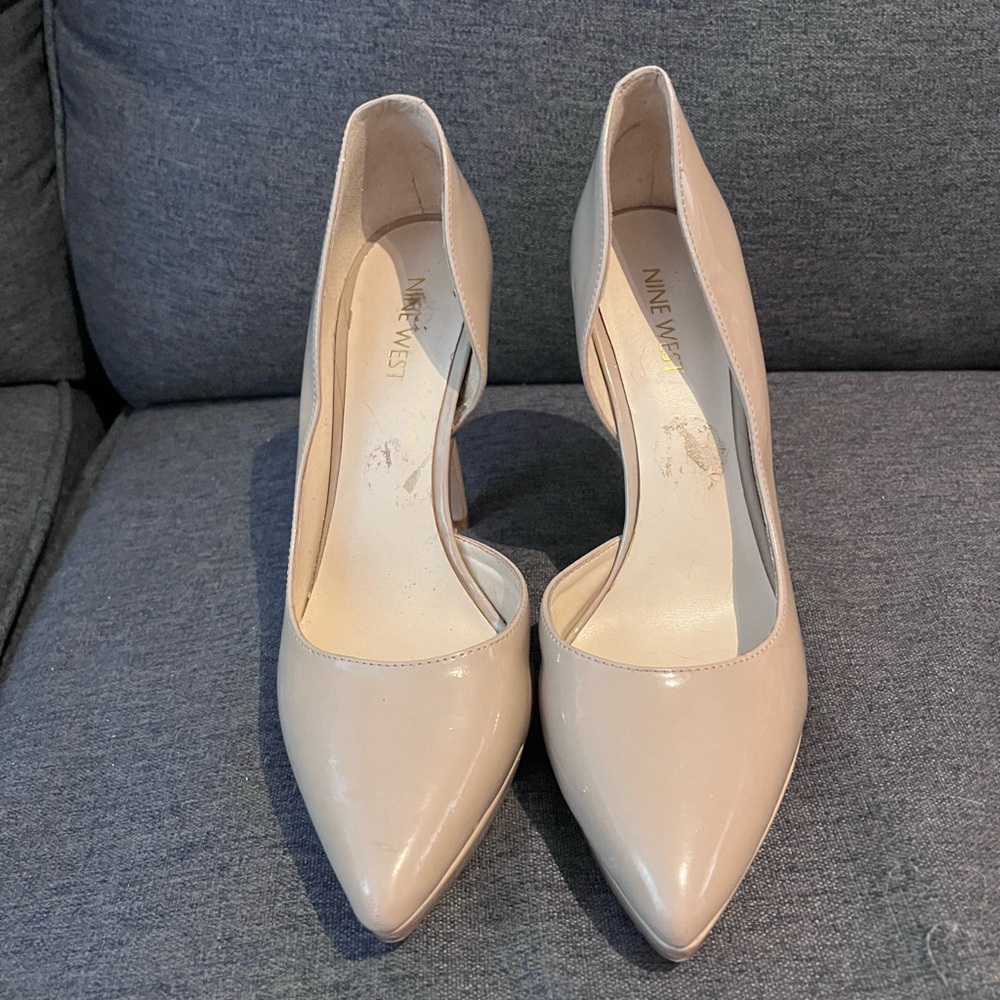 Nude Nine West 7.5 Heels